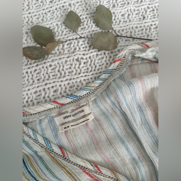Urban Outfitters Short Sleeved Striped Romper - Picture 5 of 8